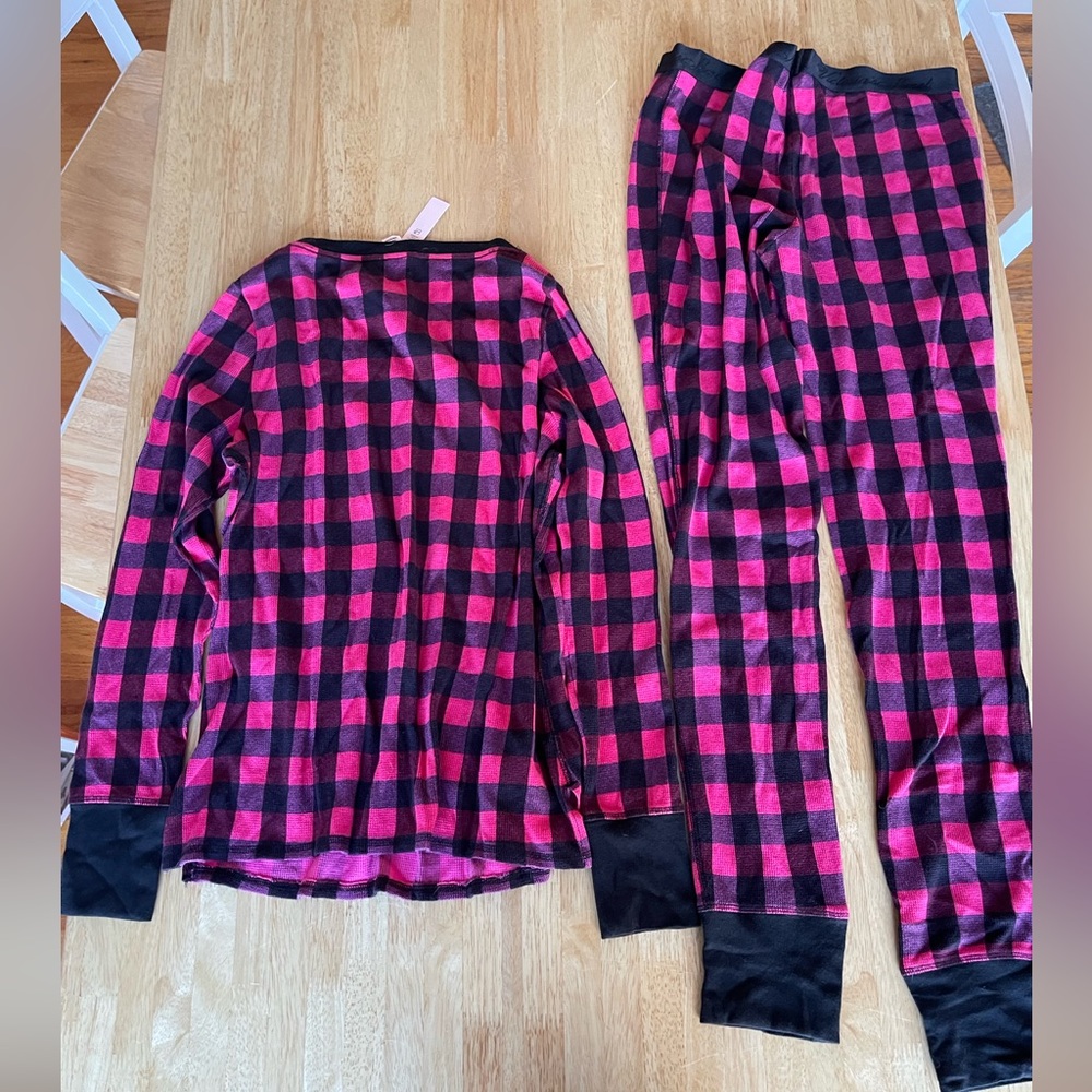 Victoria Secret Thermal Pajamas - Medium, Long